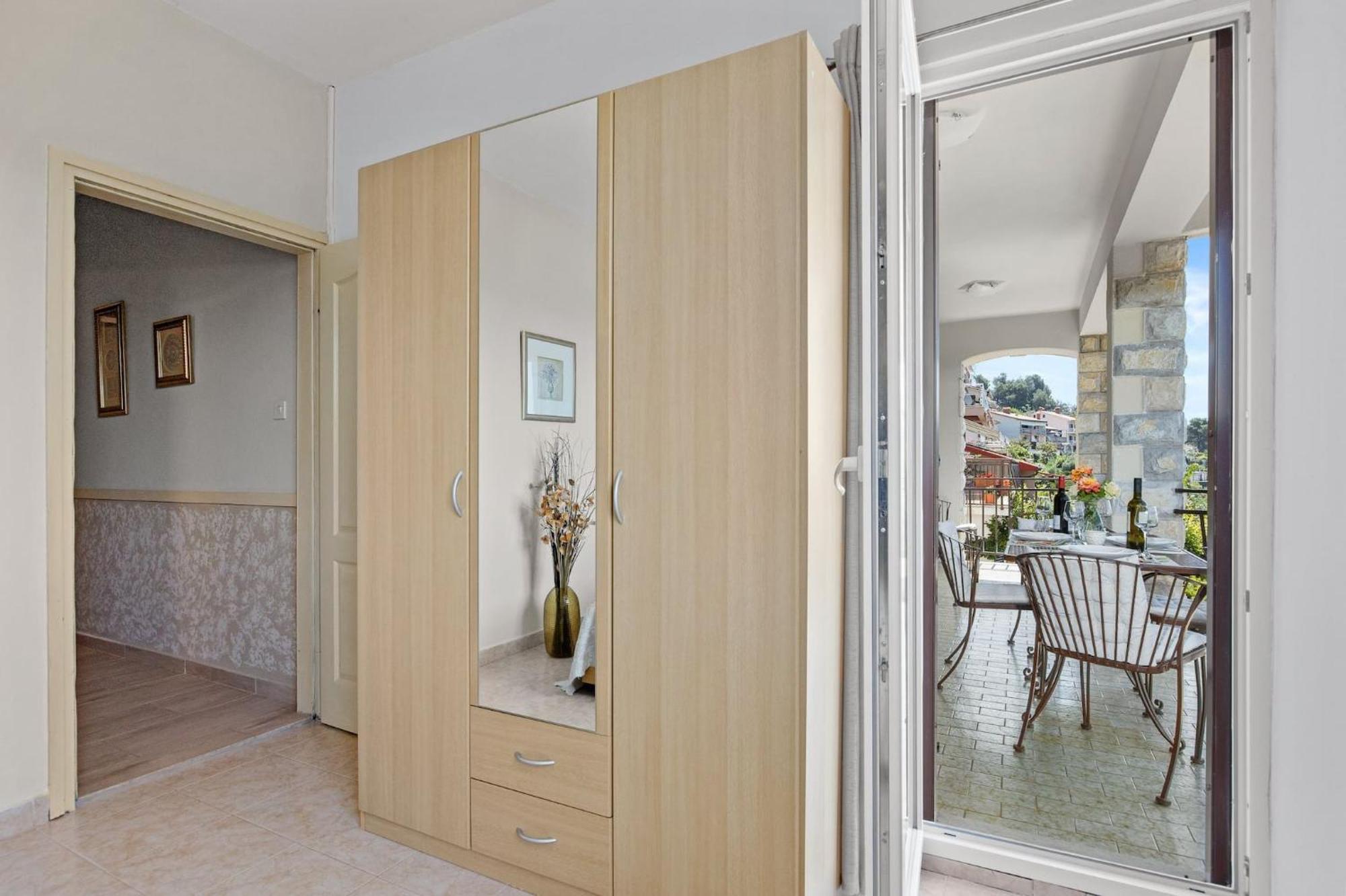 Apartments Lady M Rabac Exterior photo