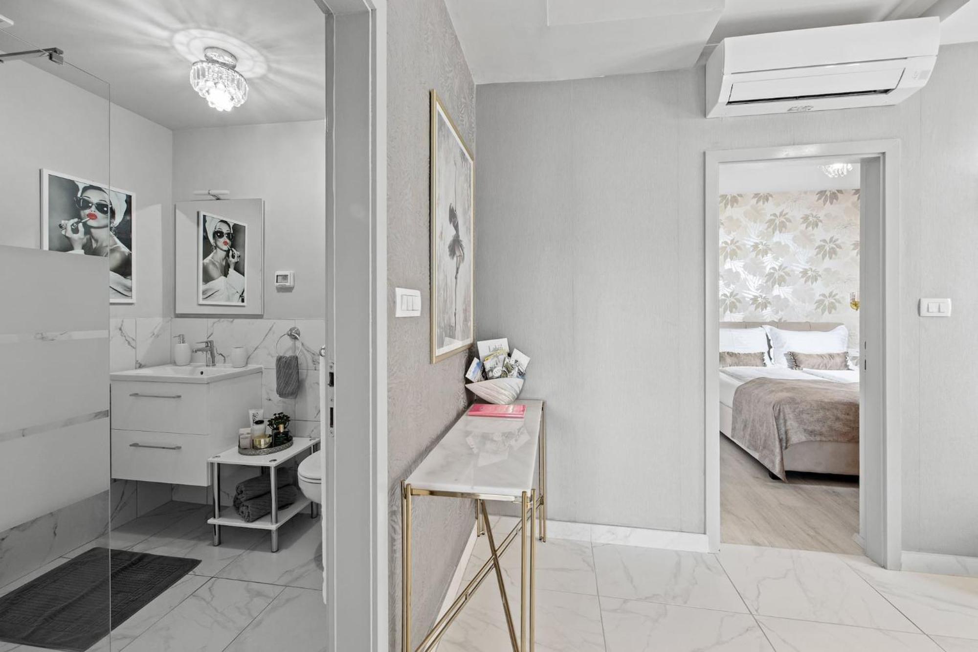 Apartments Lady M Rabac Exterior photo